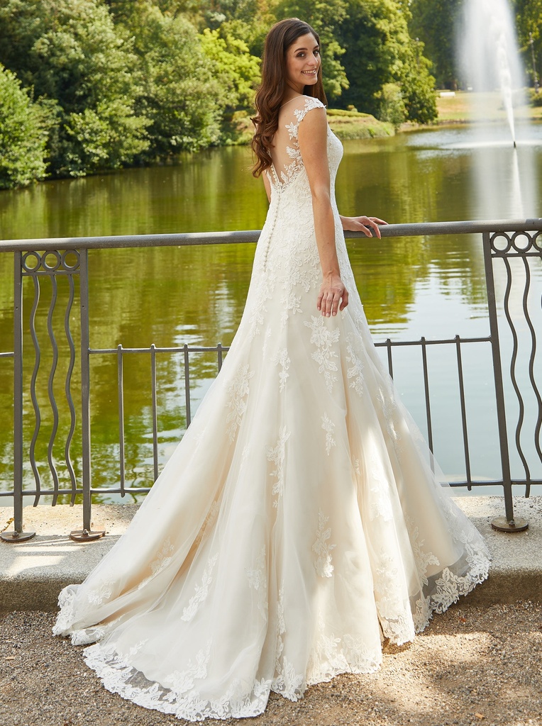 Brautkleid 50248