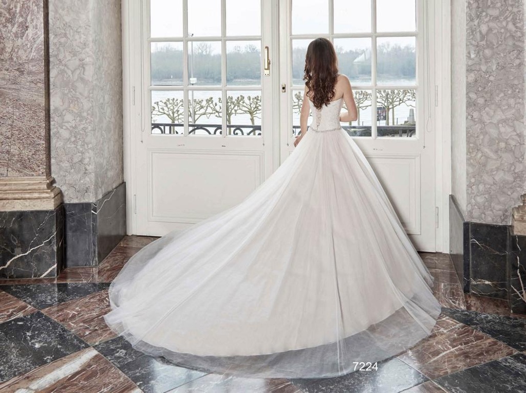 Brautkleid 7224