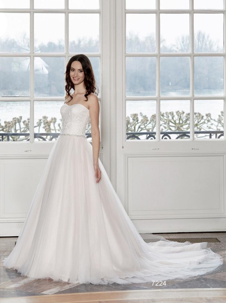 Brautkleid 7224