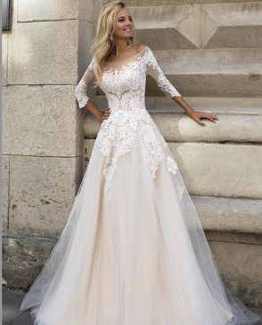 Brautkleid Althea mit kurzen Ärmeln